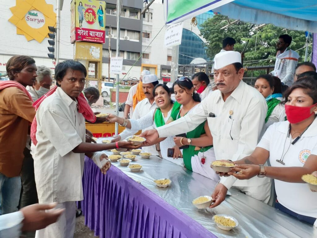 जिला वी शहर कांग्रेस द्वारा 10 को कांग्रेस भवन में वर्चुअल किसान सम्मेलन ,कांग्रेस सेवादल ने गांधी सेवा सप्ताह के समापन पर जरूरतमंदो को बांटे भोजन