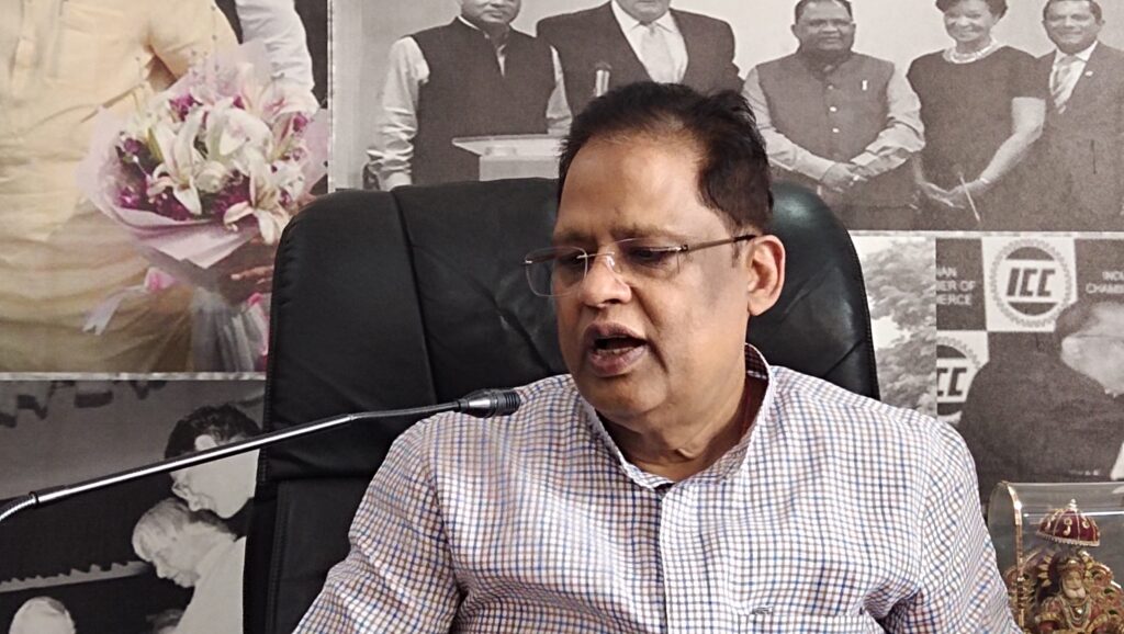 सीएम की दौड़ से राज्य में हाई जैक मोड़ पर स्वास्थ्य सेवाएं ,बिलासपुर में 2 सौ करोड़ का सर्वसुविधायुक्त अस्पताल आज भी अधूरा ,पूर्व मंत्री अमर अग्रवाल ने लगाया आरोप