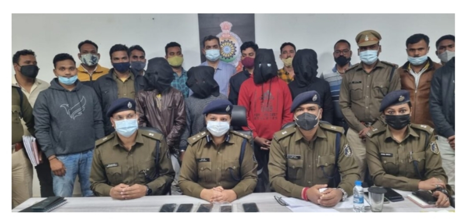 मस्तूरी डकैती कांड के खुलासे और पुलिस के बयान से यह मान लिया जाए कि कांग्रेस प्रवक्ता पर लगाए गए आरोप झूठे थे और पुराना हिस्ट्रीसिटर रंजन गर्ग की आशंका भी कपोलकलिप्त थी